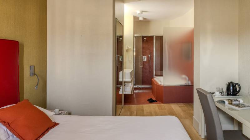 Guest-House-Domus-Adriani-Roma-camera-505-08